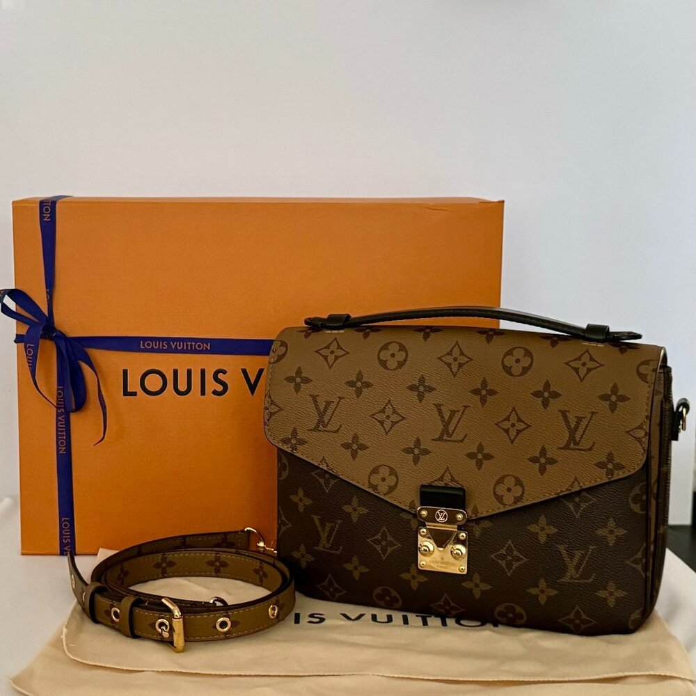 Louis Vuitton Pochette Metis Reverse Monogram